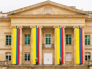 Elecciones Presidenciales Colombia 2026: Izquierda vs. Derecha