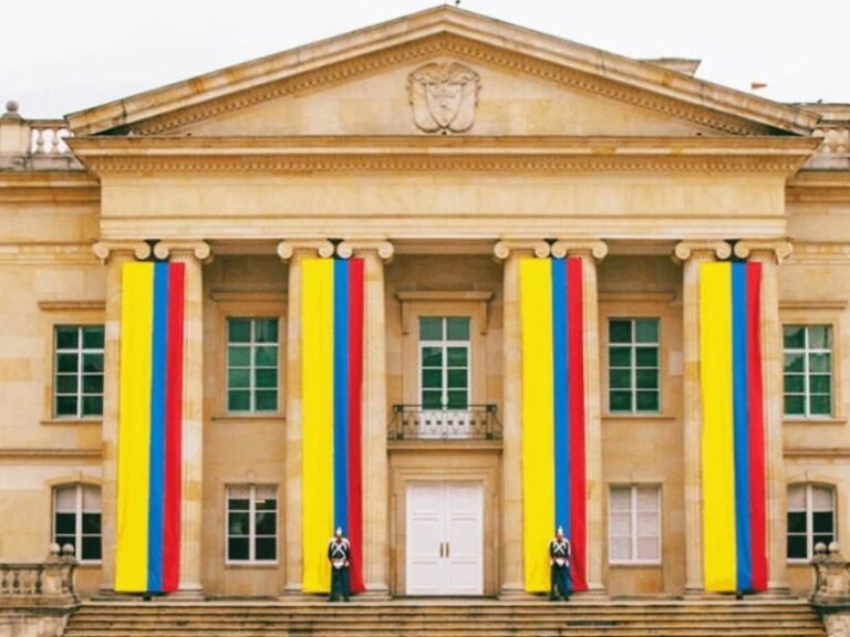 Elecciones Presidenciales Colombia 2026: Izquierda vs. Derecha